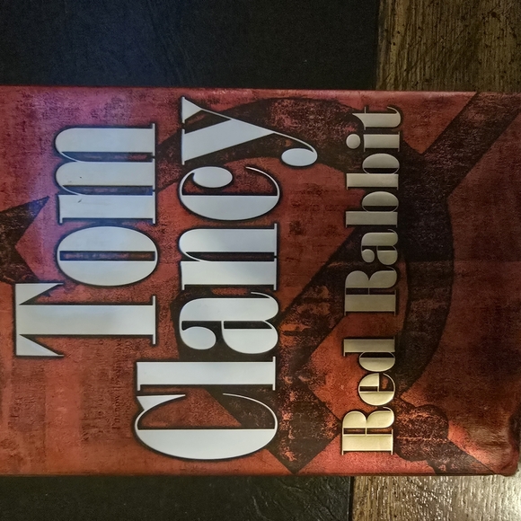 First edition of Red Rabbit by Tom Clancy. A gripping Cold War-era spy thriller - Picture 1 of 4